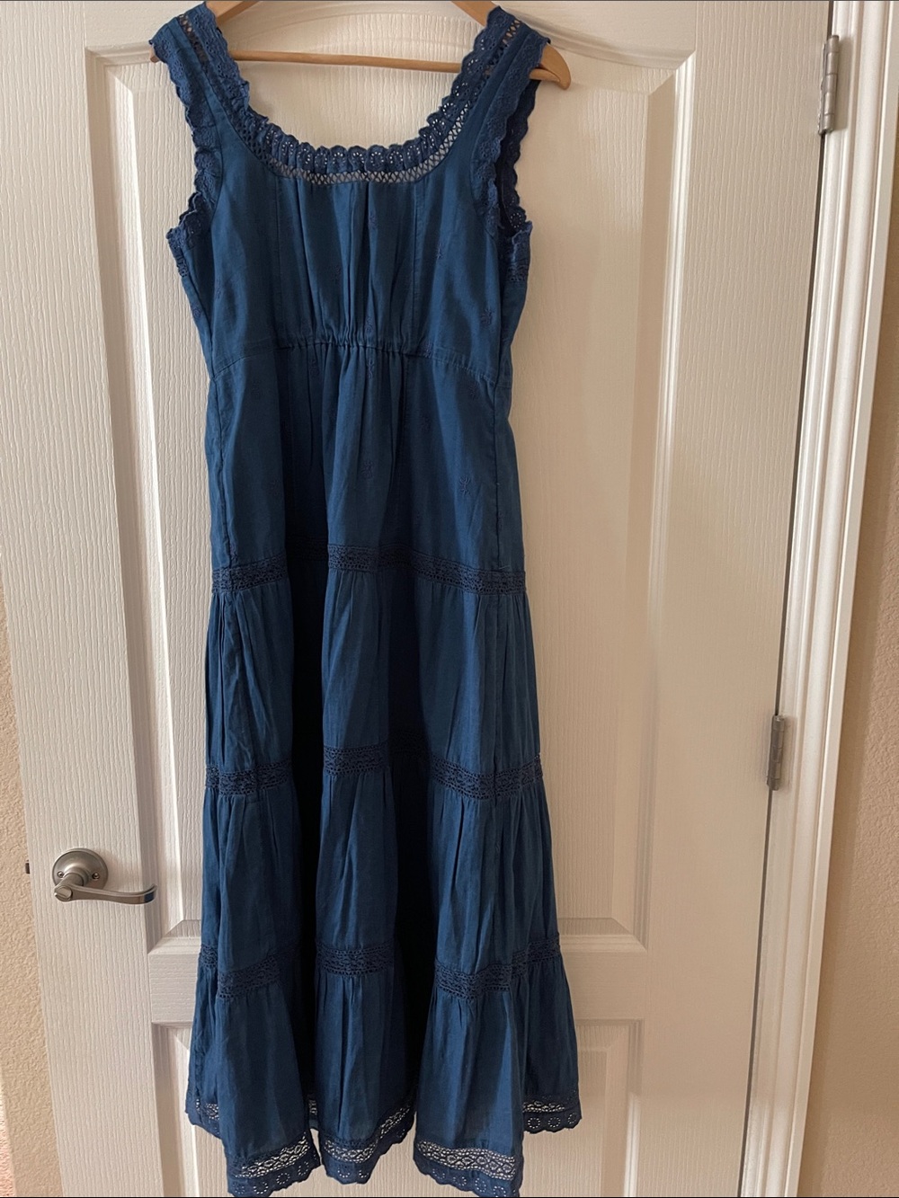 GAP Navy Sleeveless Lace trim  tiered midi dress , Sz S , New - Picture 8 of 10